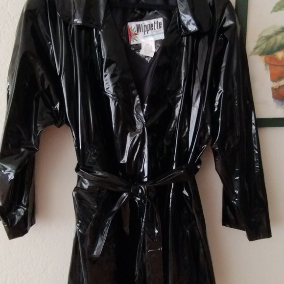 Vintage  Black  Vinyl Ladies Rain Coat - by Gallery - Picture 5 of 5